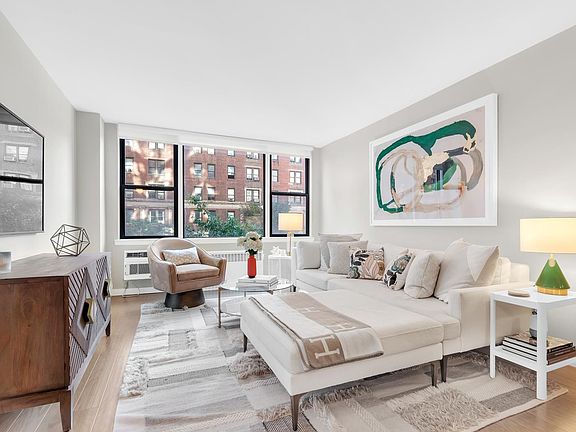 2nd image of 200 W 79th St APT 3-K