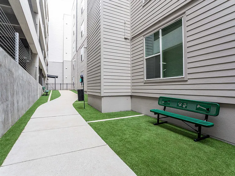 IMT Germantown — Photo 21