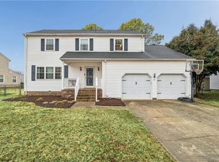 8 Zilber Ct, Hampton, VA 23669