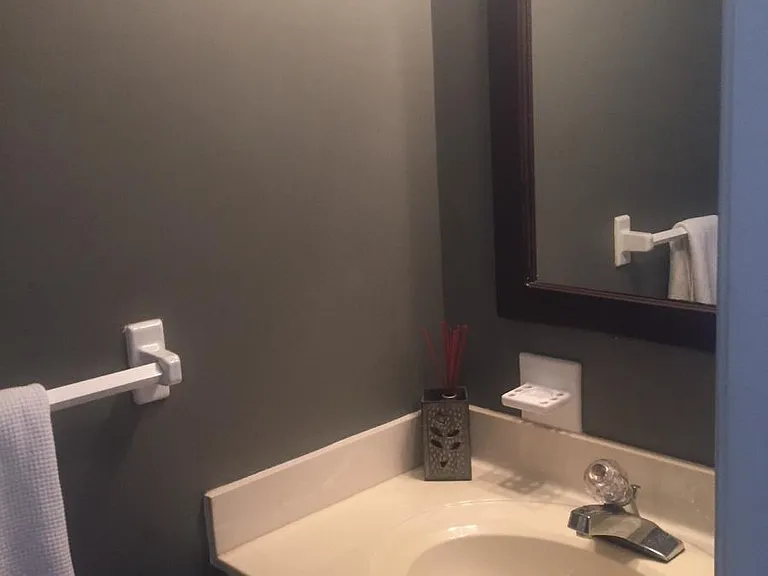 1749 Volvo Pkwy — Photo 17