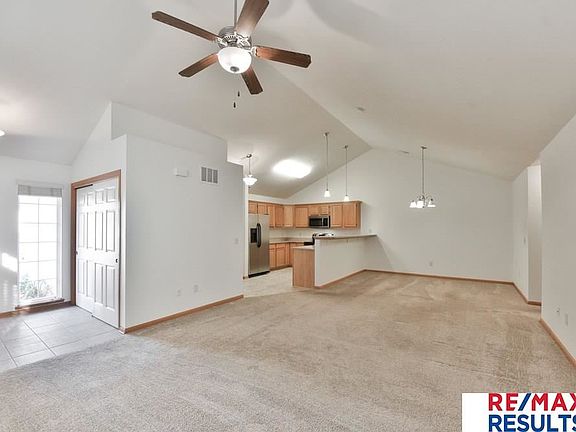 2nd image of 1813 N 176th Ct