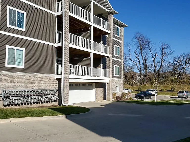 2873 Spring Rose Cir #110 — Photo 2