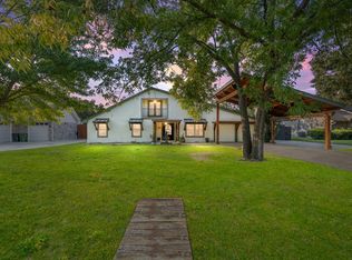 5802 Earle St, Arlington, TX 76016
