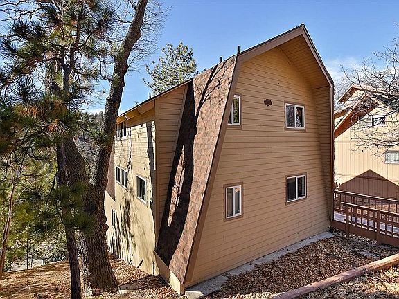 5th image of 1331 Calgary Dr
