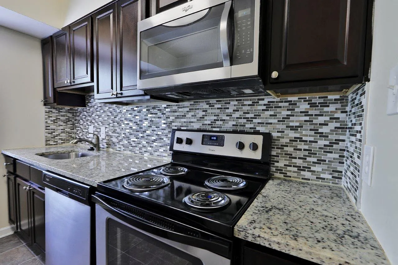 Villages at Montpelier Apartment Homes — Photo 1