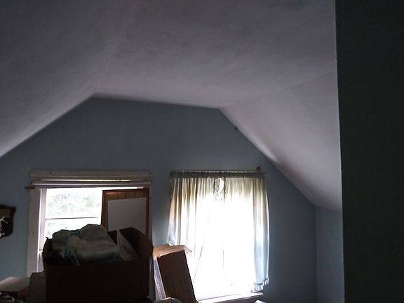4th image of 2615 1st Street Ct