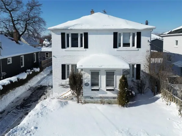 17 Lyons Ave, Welland, ON L3B 1L8