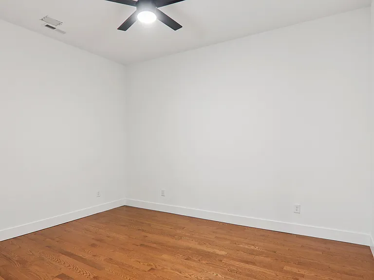 178 Jonathan Ln — Photo 21