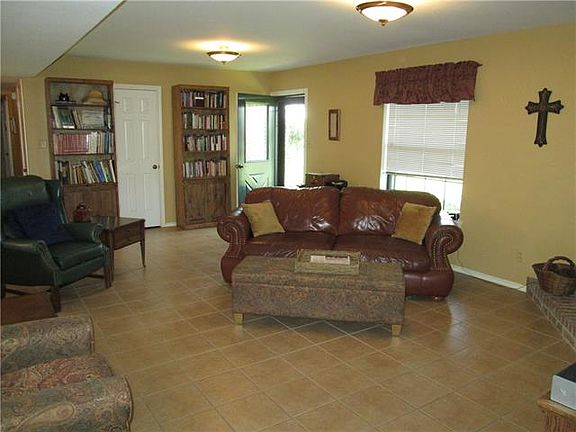 4th image of 1506 Monte Carlo Blvd