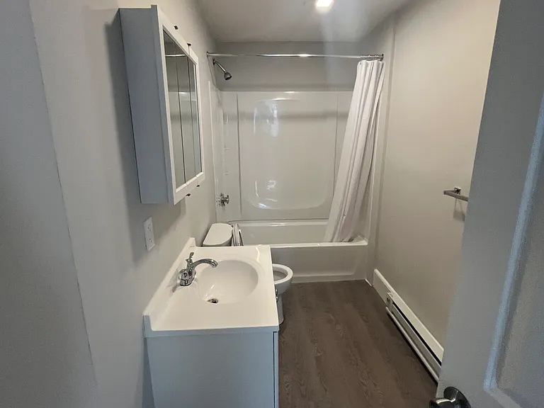 17 Roseclair St #3 — Photo 20