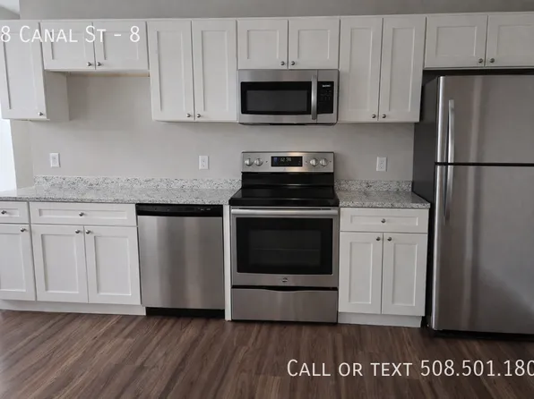 98 Canal St #8, Blackstone, MA 01504