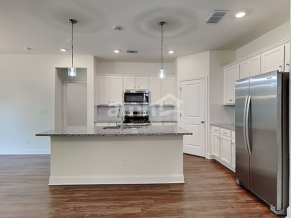 4th image of 6229 Bridlewood Ln