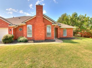 1208 Scrambler Ln, Edmond, OK 73025