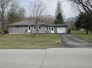 1826 E Division St, Hobart, IN 46342