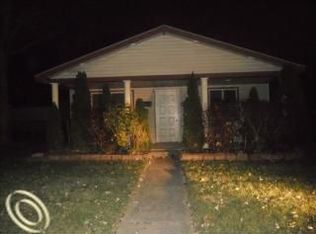 6421 Bailey St, Taylor, MI 48180