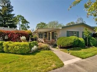 10 Del Rio Ct, Saint Helena, CA 94574