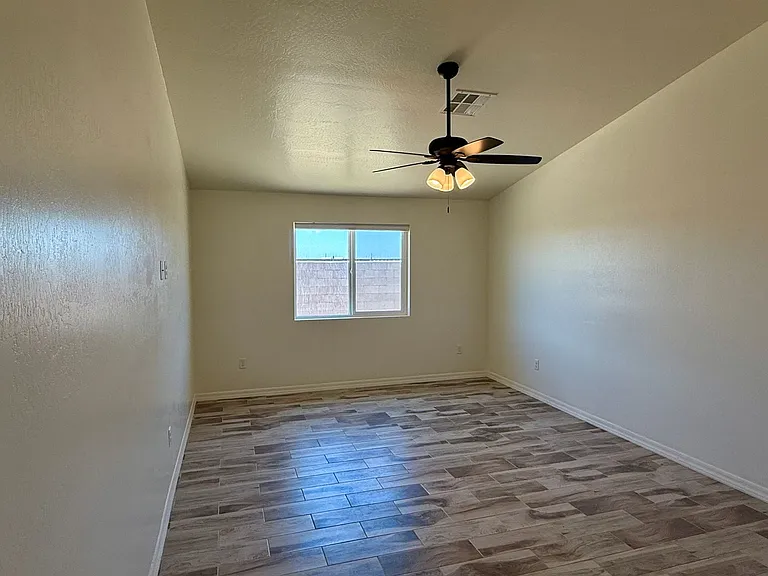 3877 E Santa Rosalina Ln — Photo 9