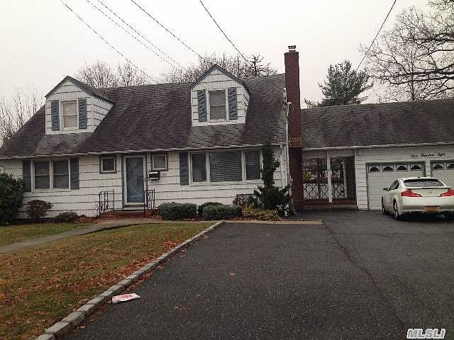 1st image of 508 Secatogue Ave