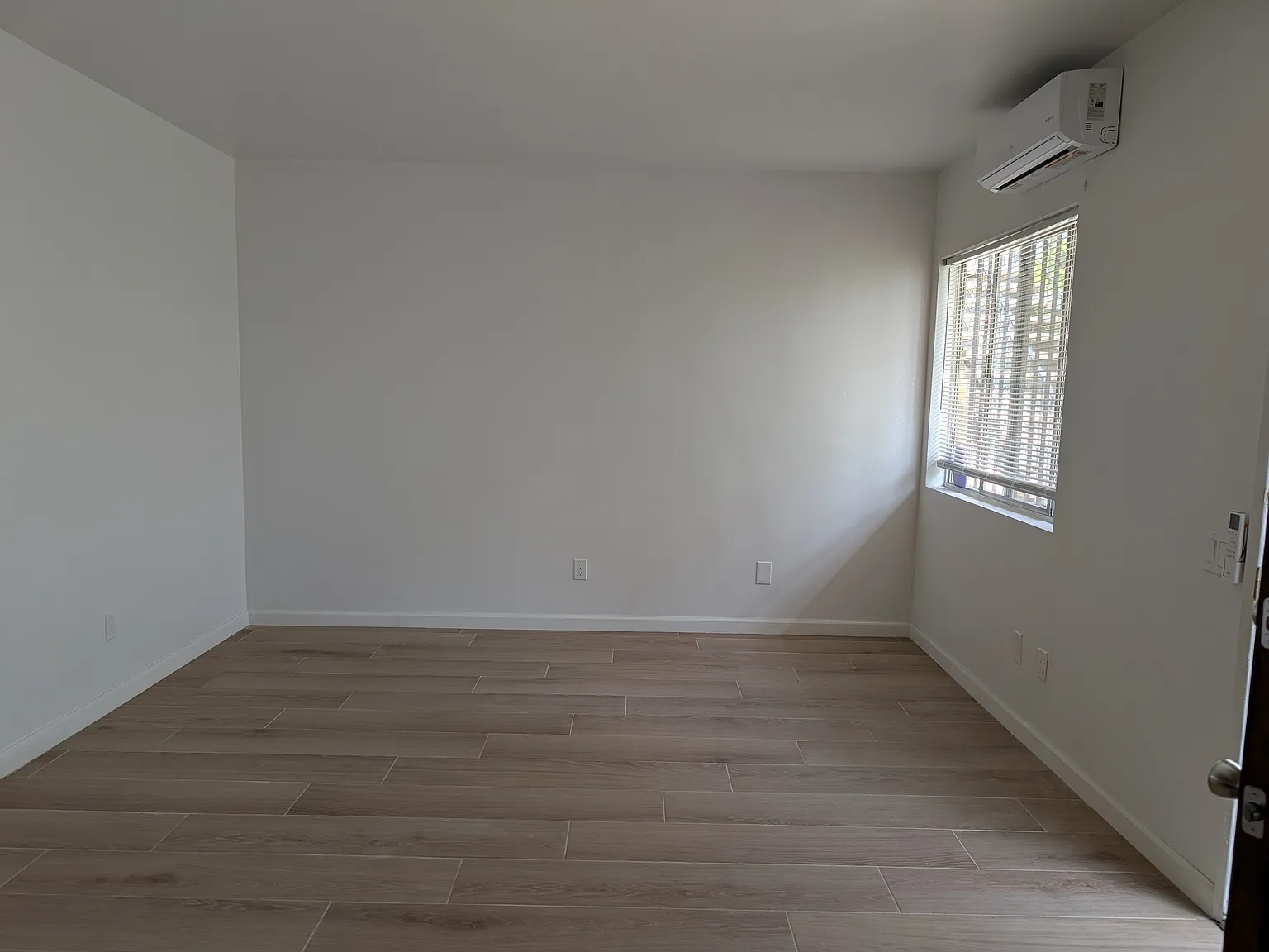 1 bed, 500 sqft, $1,900 — Photo 4