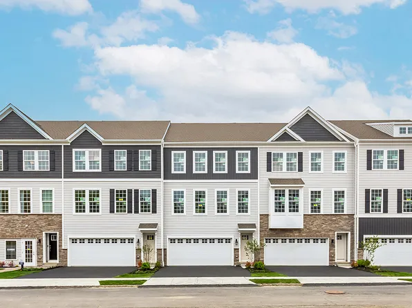 44 Wembley Way, Tinton Falls, NJ 07753