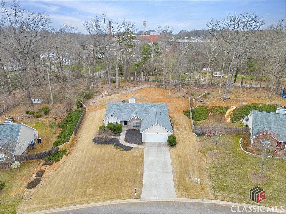 1st image of 137 Creekdale Drive
