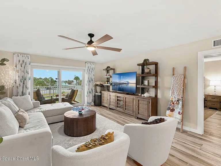 2160 N Highway A1a Hwy #305 — Photo 13