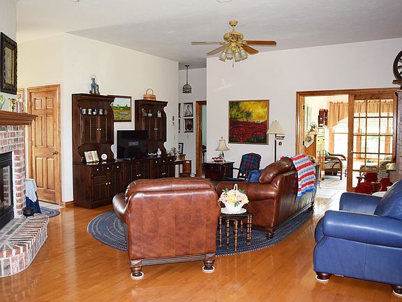 2nd image of 3010 Golden Bear Ct