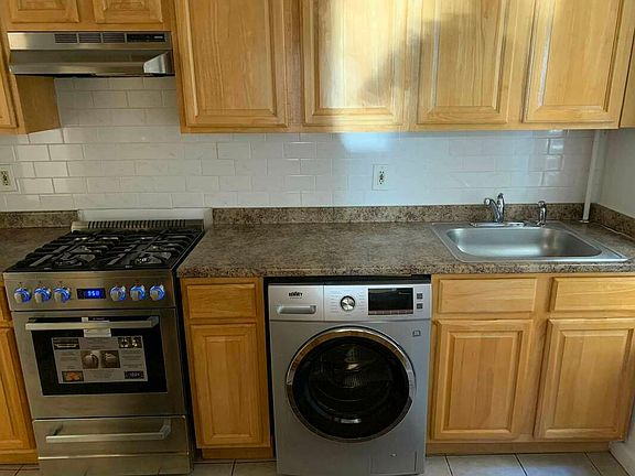 5th image of 57 E 95th St #X