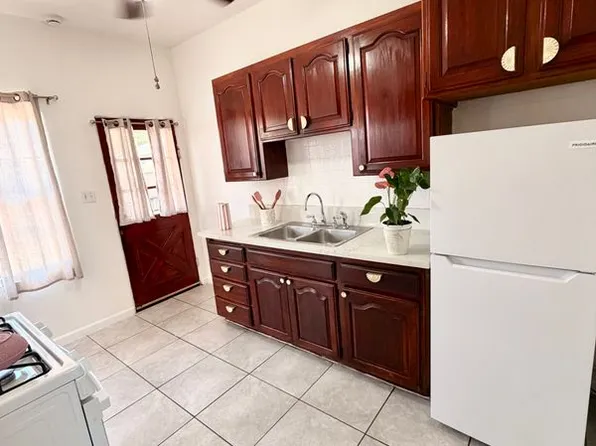 10716 Ralston Ave, Pacoima, CA 91331