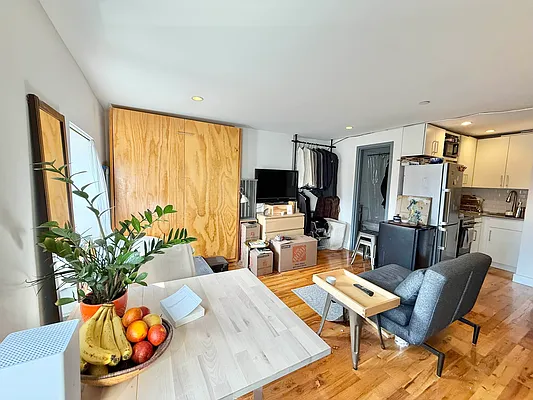 Rented by ERNY LLC | media 26