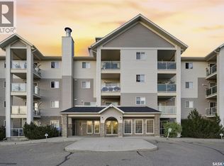 303 Lowe Rd #301, Saskatoon, SK S7S1P2