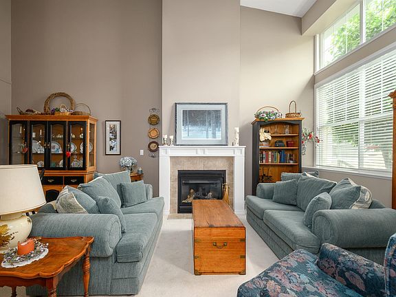 5th image of 16995 64th Ave #49