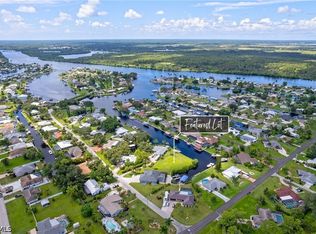 13534 Island Rd, Fort Myers, FL 33905