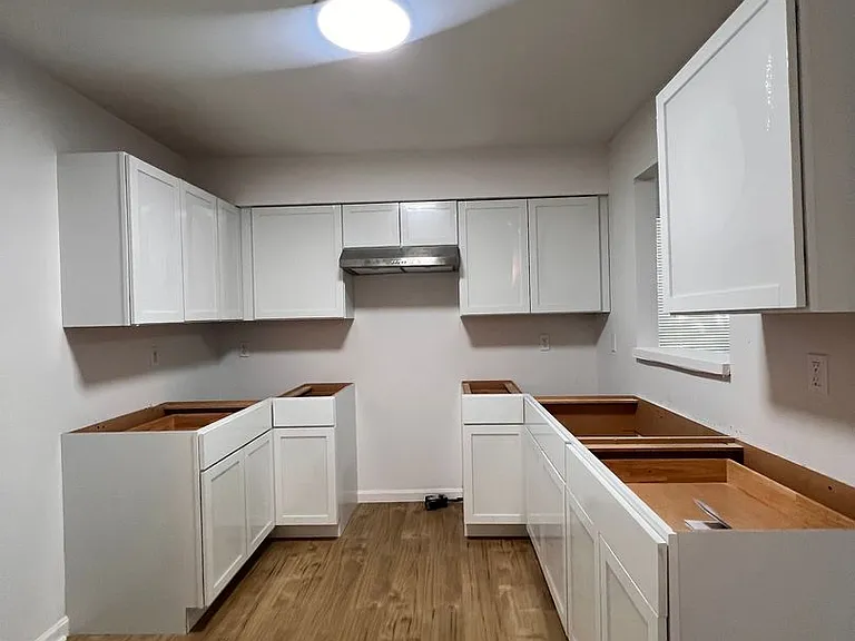 1723 W Kentucky St — Photo 27