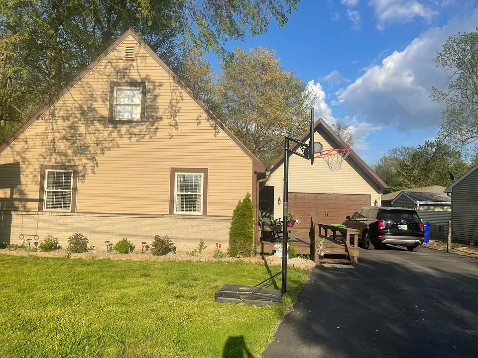 107 Lamey Ln