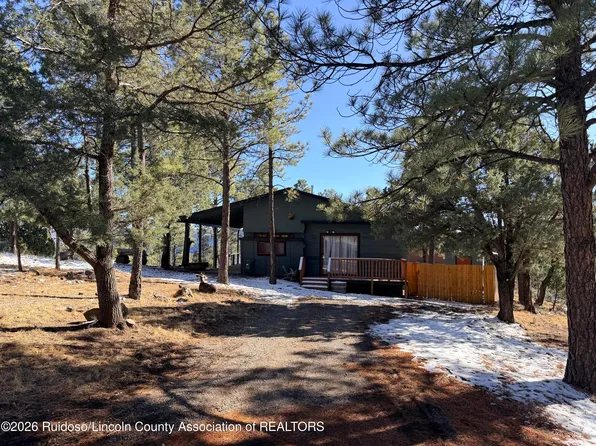 142 N Oak Dr, Ruidoso, NM 88345
