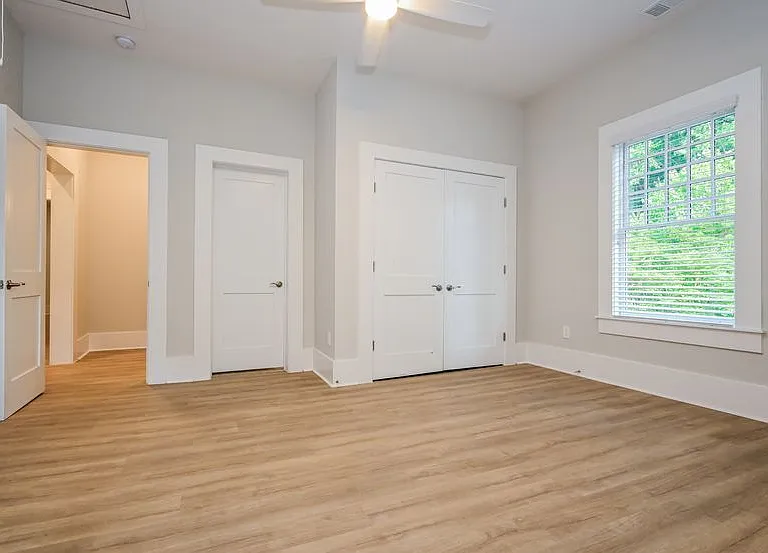 616 Linwood Ave NE #A — Photo 10