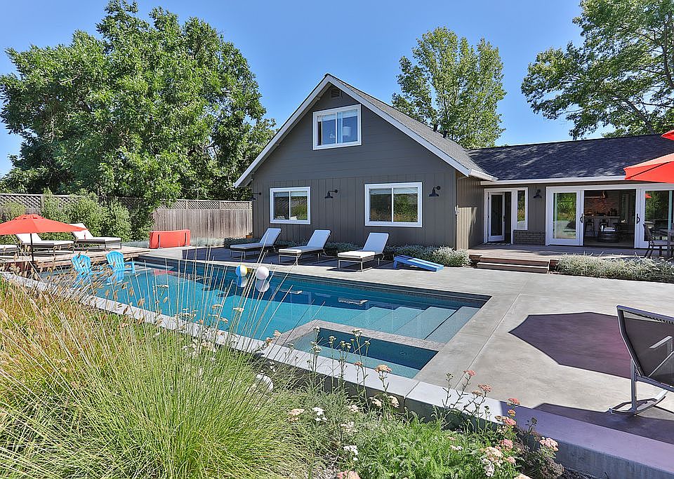 1st image of 1349 Cherry Tree Ct