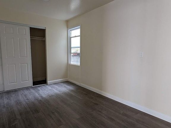 5th image of 466 23rd Ave #3