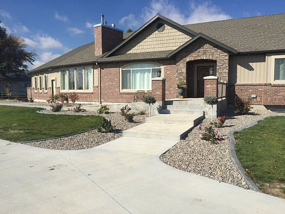 2nd image of 3076 W 33rd N
