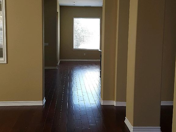 4th image of 26562 Black Oak Dr