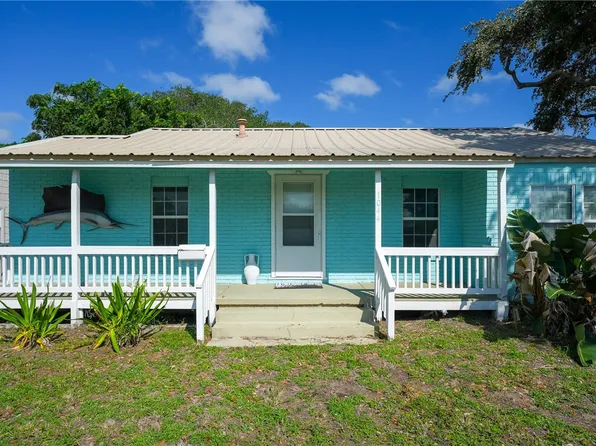 1044 S Houston St, Aransas Pass, TX 78336