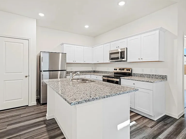 125 Three Chimneys Ln — Photo 14