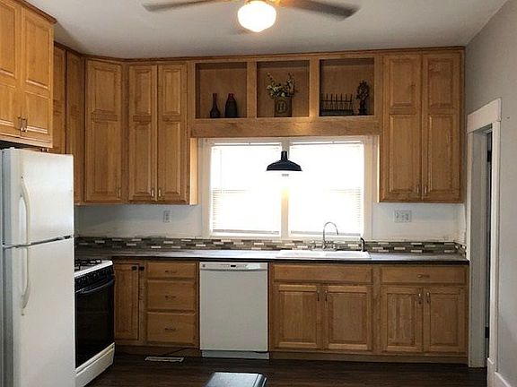 5th image of 1006 W Harvey Ave