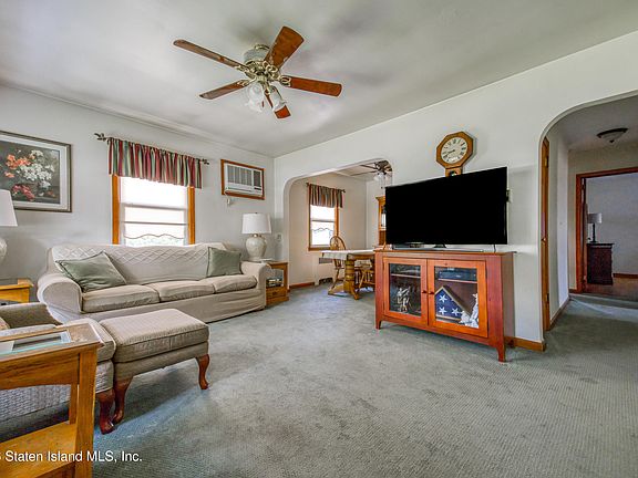 3rd image of 249 Woolley Ave
