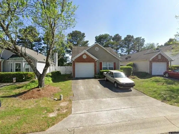 1316 Beacon Village Dr, Raleigh, NC 27604