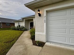 2109 NE 15th Terrace Cpe, Cape Coral, FL 33909