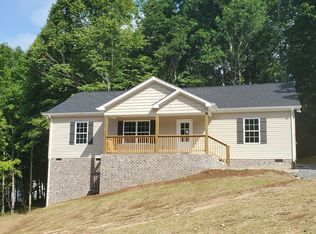 1007 Smiley Troutt Rd, Bethpage, TN 37022