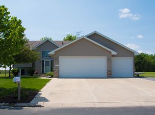 857 7th Ave NW, Arlington, MN 55307