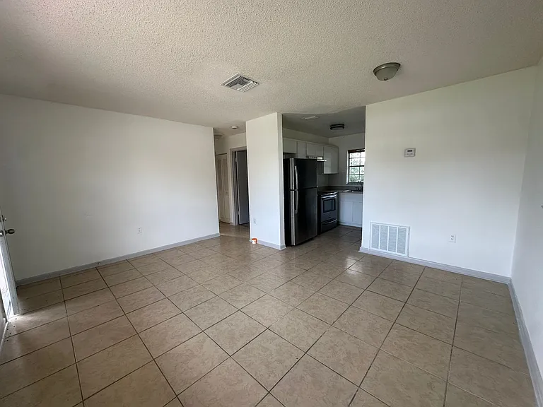 3699 SW 148th Pl #19 — Photo 3